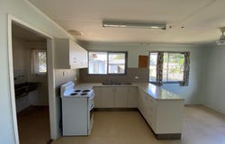 10 Menzies Street, Dysart, Qld 4745