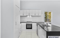 4 Bentwing Parade, Murrays Beach, NSW 2281