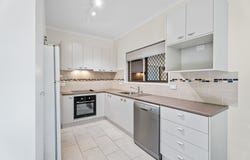 8/81 Miller Street, Urangan, Qld 4655