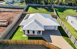 2/7 Lakeside Drive, Taroomball, Qld 4703