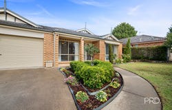 14 Yeomans Place, Kooringal, NSW 2650