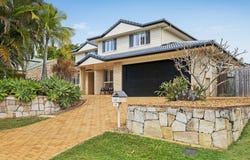 19 Marlin Place, Manly West, Qld 4179