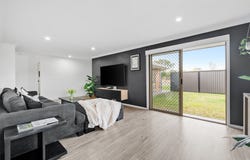 65 Hickey Way, Carrara, Qld 4211
