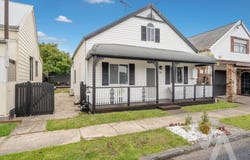56 Maitland Street, Stockton, NSW 2295