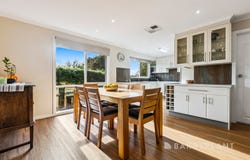 13 Brandon Court, Endeavour Hills, Vic 3802