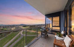 165/11 Irving Street, Phillip, ACT 2606