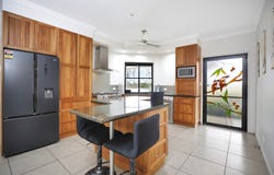 19 Eden Drive, Tinaroo, Qld 4872