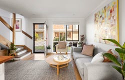2/161 Nepean Highway, Seaford, Vic 3198