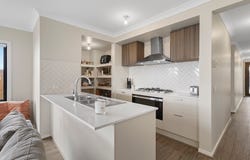 43 Alpine Circuit, Redbank Plains, Qld 4301