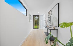 1c The Avenue, Niddrie, Vic 3042