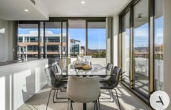 33/44 Macquarie Street, Barton, ACT 2600