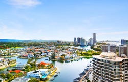 113/8 Admiralty Drive, Paradise Waters, Qld 4217