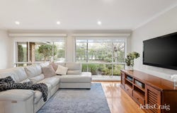 12 Kingsbridge Court, Croydon Hills, Vic 3136