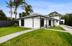 26A CAMERON WAY, Pakenham, Vic 3810