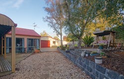 3 James Court, Drouin, Vic 3818