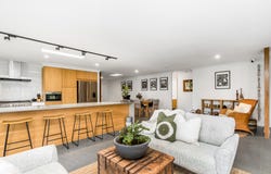 28 Calcita Avenue, Elanora, Qld 4221