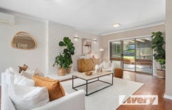 19 Warburton Close, Macquarie Hills, NSW 2285