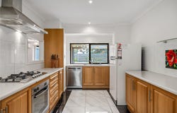 14 Greenfield Crescent, West Lakes Shore, SA 5020