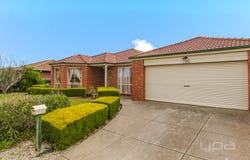 214 Centenary Avenue, Kurunjang, Vic 3337