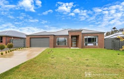 9 Watts Way, Tangambalanga, Vic 3691