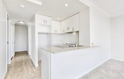 4A/510 Marine Parade, Biggera Waters, Qld 4216