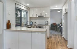 2/404 Upper Cornwall Street, Coorparoo, Qld 4151