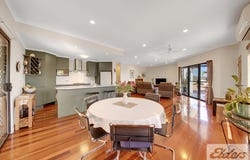 8 Selwyn Close, Telina, Qld 4680