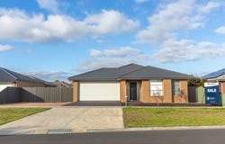 3 Haylock Drive, Paynesville, Vic 3880