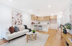 16 Bohemian Rd, Clyde, Vic 3978