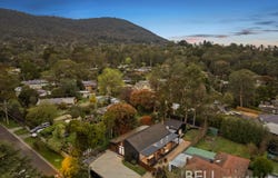 18 Belvedere Drive, Montrose, Vic 3765