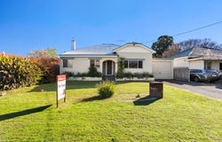 12 Queensbury Street, South Bunbury, WA 6230