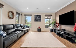 11 Werther Way, Doreen, Vic 3754
