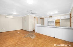 16 Robson Close, Point Clare, NSW 2250