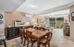 16/78 Brookfield Road, Kenmore Hills, Qld 4069