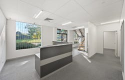 5/2 Fiveways Boulevard, Keysborough, Vic 3173