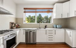 10/18 Grandview Grove, Prahran, Vic 3181