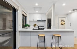 73 Harley Street North, Knoxfield, Vic 3180