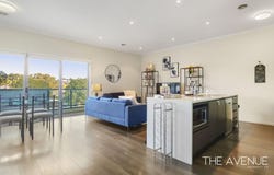 18 Valley Park Boulevard, Westmeadows, Vic 3049