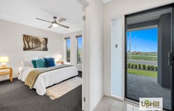 44 Picnic Avenue, Clyde North, Vic 3978