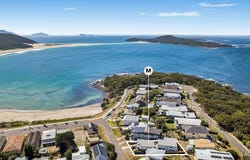 16 Tuna Crescent, Fingal Bay, NSW 2315