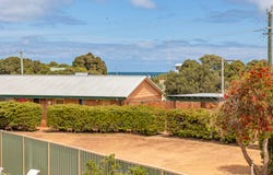 Unit 4/3 Tuart Street, Leeman, WA 6514