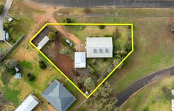 7 Boree Street, Manildra, NSW 2865