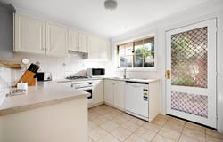 1/351 Napier Street, Strathmore, Vic 3041