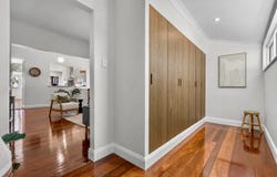 5 Ernest Street, Manly, Qld 4179