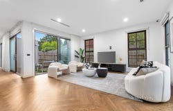 1/21 Blue Hills Avenue, Mount Waverley, Vic 3149