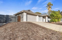 5A Young Street, Clare, SA 5453