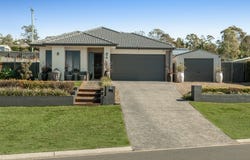 4 Sophia Crescent, Cotswold Hills, Qld 4350