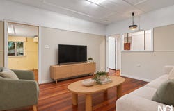 9 Harvey Street, Churchill, Qld 4305