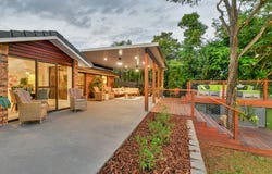 46 Westlake Drive, Mount Ommaney, Qld 4074