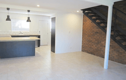 4/12 Errol Avenue, Paradise Point, Qld 4216